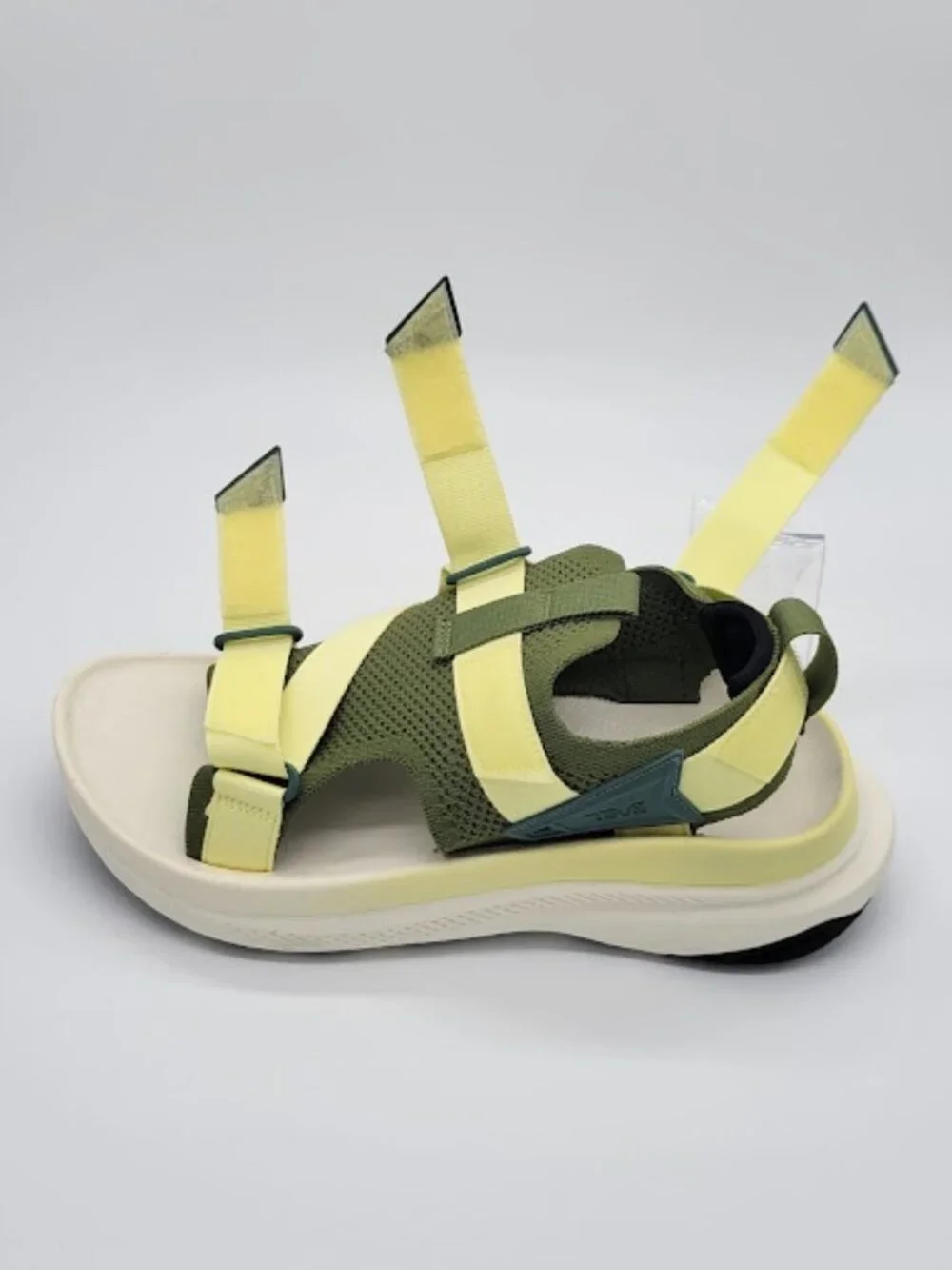 TEVA Aventrail Men’s Trail Running Hiking Sandals Green  Size 10 NWOB